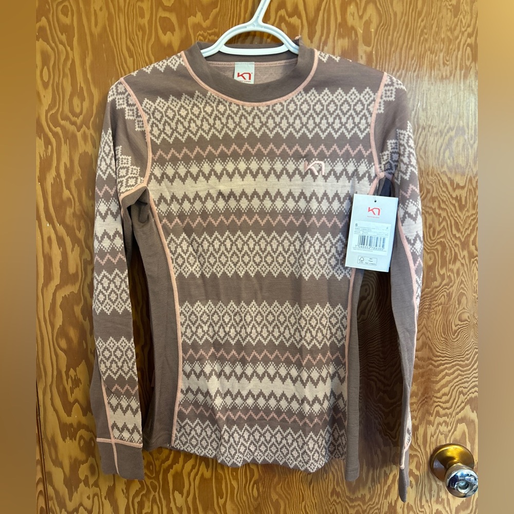 Kari Tara Baselayer Top